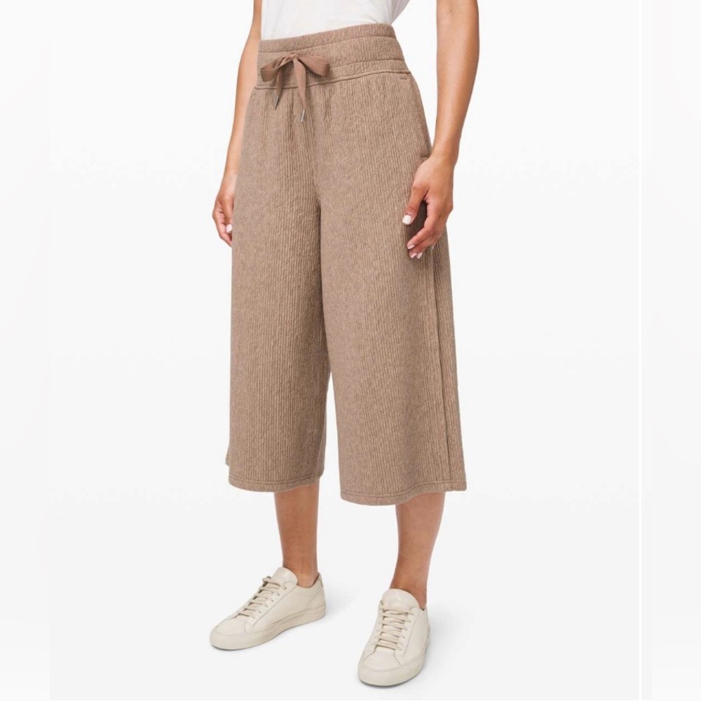 Lululemon Retreat Yourself Wide Leg Crop Pants Heathered Soft Sand Athleisure